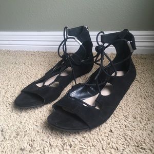 Nine West Black Lace Up Women’s Flats 8.5